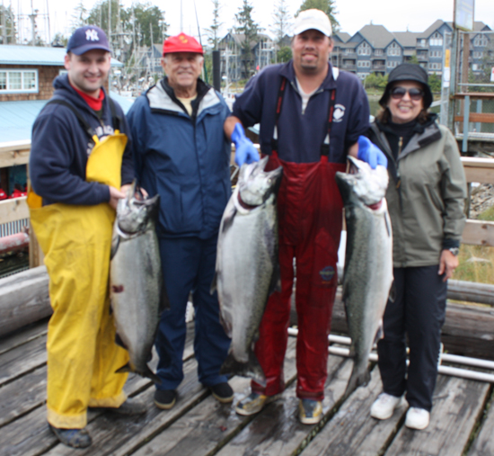3tyees 3 Tyees, 35,35, and 32 lbs caught by Gene and Nancy Hulse with grandson Cameron August 9, 2008