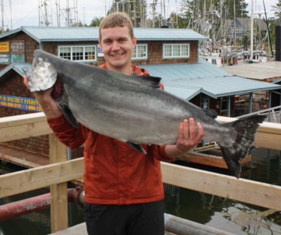andrewsanden435 Andrew Sanden with a 44 lb Tyee August 8,2008