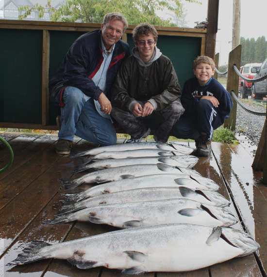 aug-212009 Tim Moyer with sons Evan and Stuart, Aug 21, 2009